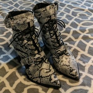 Size 9 Wild Diva booties